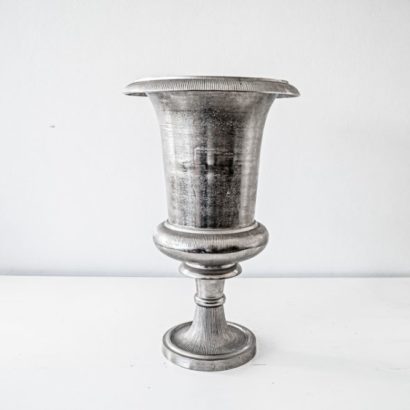 Jarrón metal plata mediano